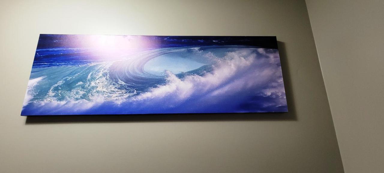 Blue Wave 2 Bedroom Suite Σασκάτουν Εξωτερικό φωτογραφία
